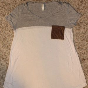 Short sleeve v-neck Color Block Front pocket Shirt